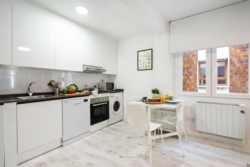Piso En El Corazon De Gijon Apartment Ngoại thất bức ảnh