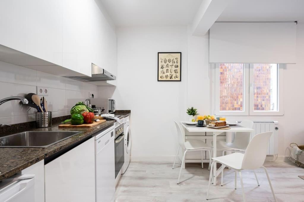Piso En El Corazon De Gijon Apartment Ngoại thất bức ảnh